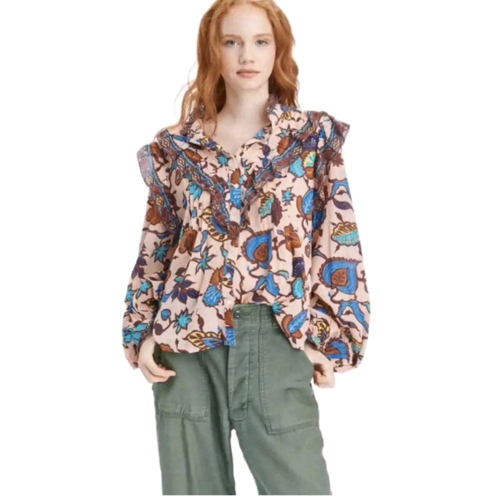 LOVE THE LABEL top || medium